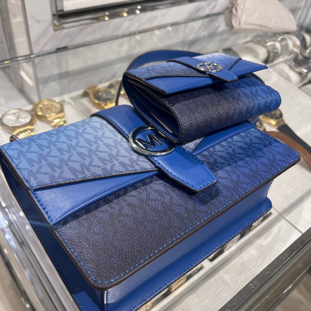 Michael Kors Greenwich Sm Color-Block Logo Flap Crossbody & Md Tri-Fold Wallet - Picture 7 of 16